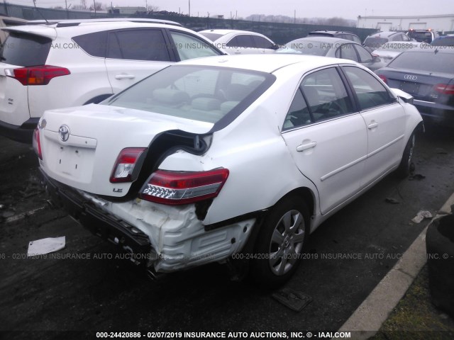 4T1BK3EK1BU611144 - 2011 TOYOTA CAMRY SE/LE/XLE WHITE photo 3