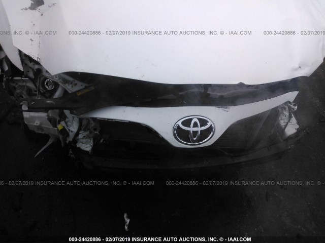 4T1BK3EK1BU611144 - 2011 TOYOTA CAMRY SE/LE/XLE WHITE photo 5