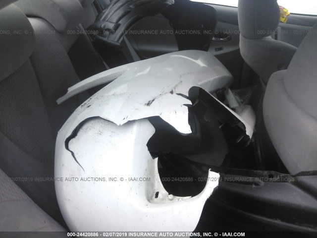 4T1BK3EK1BU611144 - 2011 TOYOTA CAMRY SE/LE/XLE WHITE photo 7