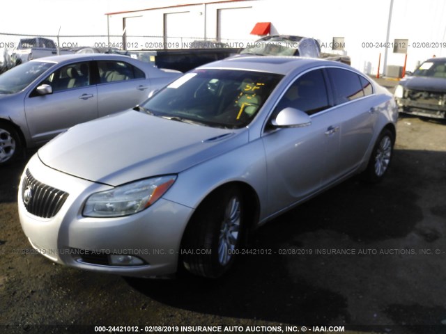 2G4GS5EV0D9208025 - 2013 BUICK REGAL PREMIUM SILVER photo 2