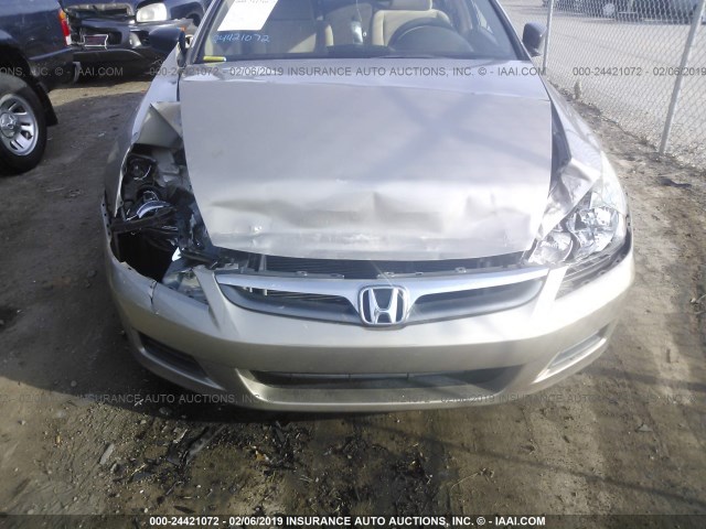 1HGCM56177A046266 - 2007 HONDA ACCORD VALUE GOLD photo 6