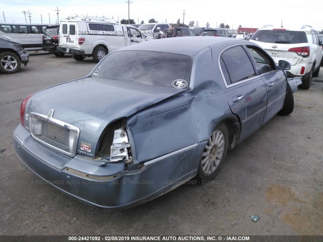 1LNHM81W24Y631389 - 2004 LINCOLN TOWN CAR EXECUTIVE/SIGNATURE BLUE photo 4