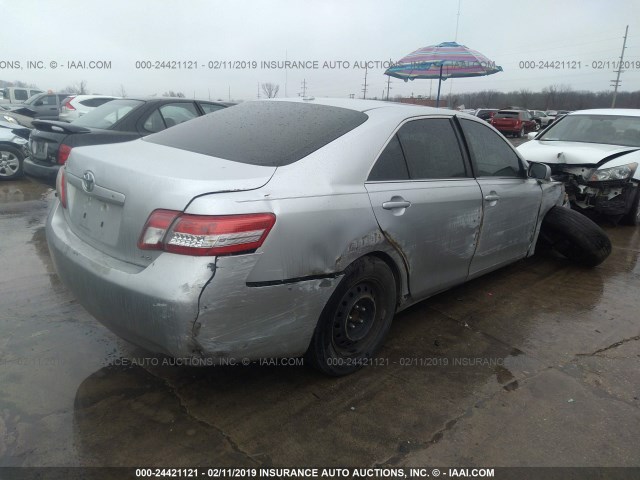 4T4BF3EKXAR014695 - 2010 TOYOTA CAMRY SE/LE/XLE GRAY photo 4