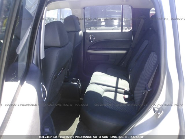 3GNBAAFW2BS566185 - 2011 CHEVROLET HHR LS Plata foto 8