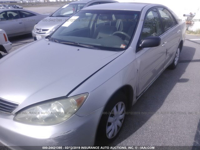 4T1BE32K85U395700 - 2005 TOYOTA CAMRY LE/XLE/SE SILVER photo 6