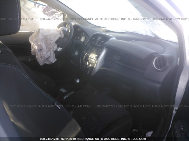 3N1CE2CP3GL351603 - 2016 NISSAN VERSA NOTE S/S PLUS/SV/SL/SR SILVER photo 5
