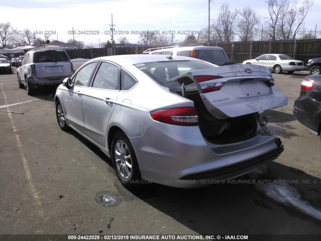 3FA6P0G77HR199008 - 2017 FORD FUSION S SILVER photo 3