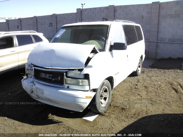 1GKDM19W1WB530675 - 1998 GMC SAFARI XT WHITE photo 2