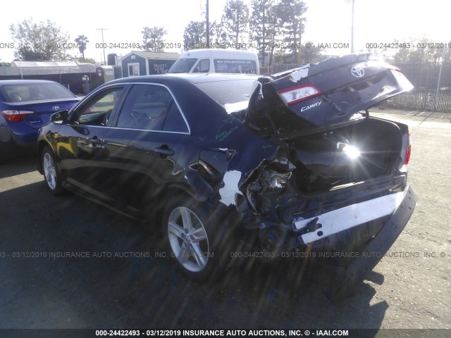 4T1BF1FKXEU835878 - 2014 TOYOTA CAMRY L/SE/LE/XLE BLACK photo 3