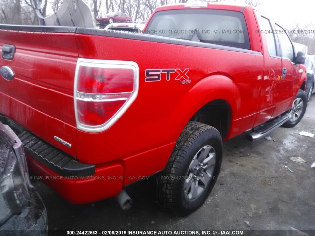 1FTFX1EF5BFC47944 - 2011 FORD F150 SUPER CAB RED photo 4