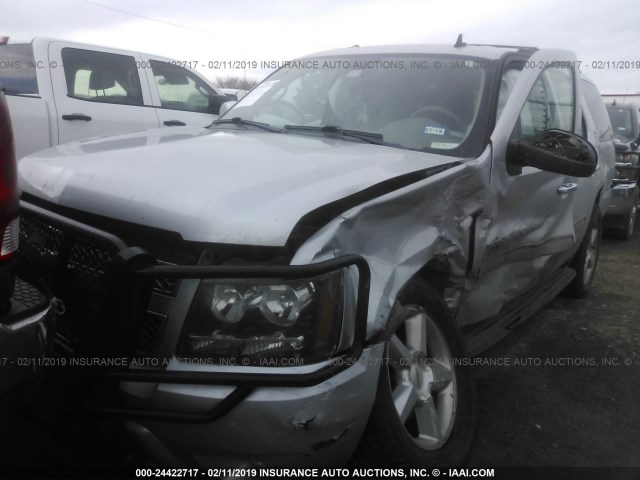 1GNSCBE07ER142649 - 2014 CHEVROLET TAHOE C1500 LT GRAY photo 2