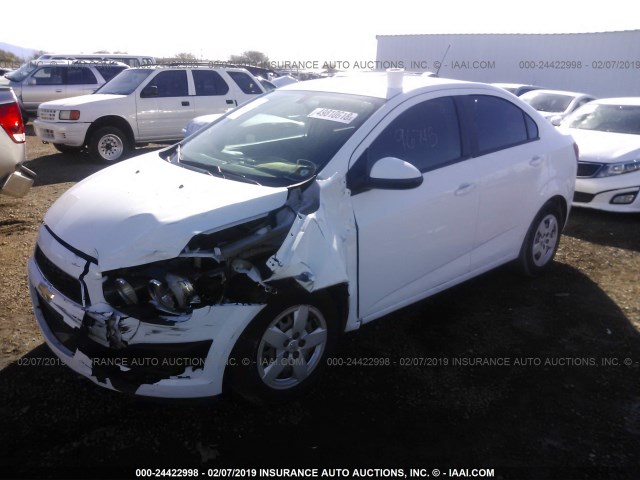 1G1JA5SH8F4125680 - 2015 CHEVROLET SONIC LS 白色 照片 2