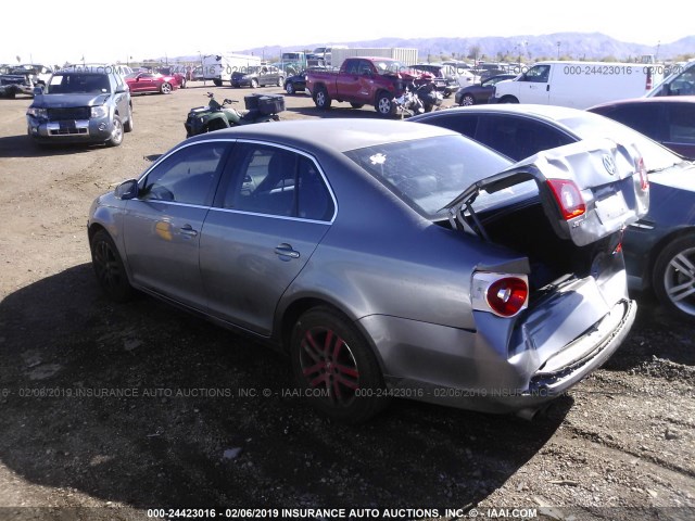 3VWRF71KX6M670687 - 2006 VOLKSWAGEN JETTA 2.5 GRAY photo 3