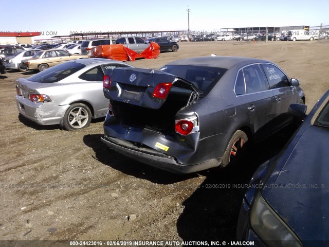 3VWRF71KX6M670687 - 2006 VOLKSWAGEN JETTA 2.5 GRAY photo 4