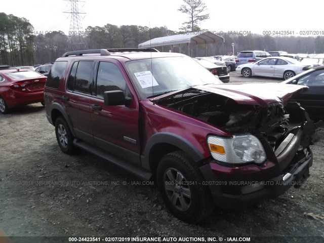 1FMEU73E86UB38344 - 2006 FORD EXPLORER XLT RED photo 1