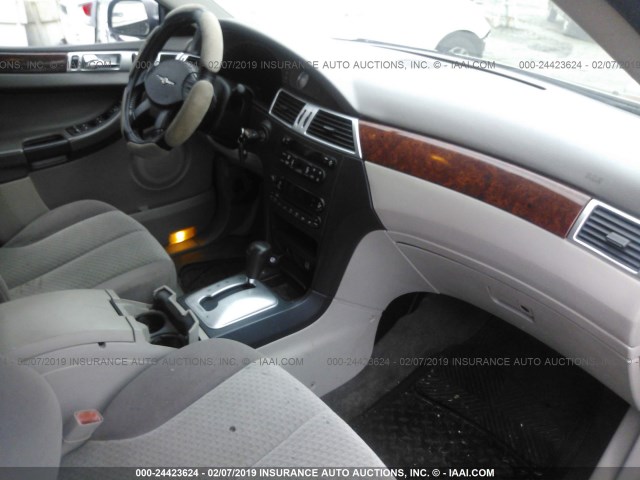 2C4GM68474R617002 - 2004 CHRYSLER PACIFICA TAN photo 5