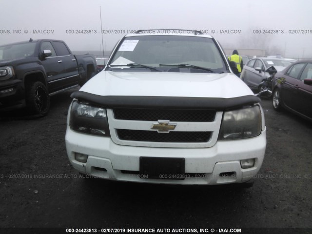 1GNDT13S262135545 - 2006 CHEVROLET TRAILBLAZER LS/LT WHITE photo 6