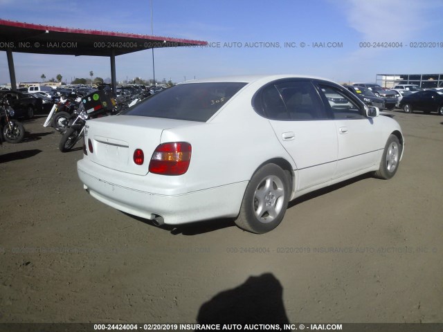 JT8BD68S8W0005038 - 1998 LEXUS GS WHITE photo 4