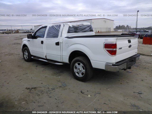 1FTFW1EFXBKD86770 - 2011 FORD F150 SUPERCREW WHITE photo 3