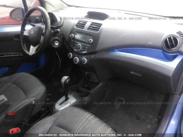 KL8CB6S92EC589265 - 2014 CHEVROLET SPARK LS BLUE photo 5