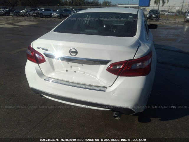 1N4AL3AP7HC261182 - 2017 NISSAN ALTIMA 2.5/S/SV/SL/SR WHITE photo 6