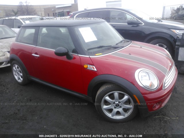 WMWMF335X9TW78515 - 2009 MINI COOPER RED photo 1