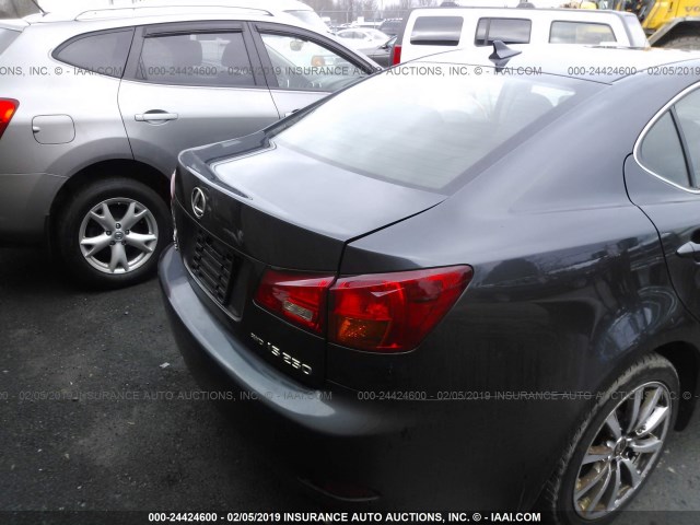 JTHCK262275014330 - 2007 LEXUS IS 250 GRAY photo 6