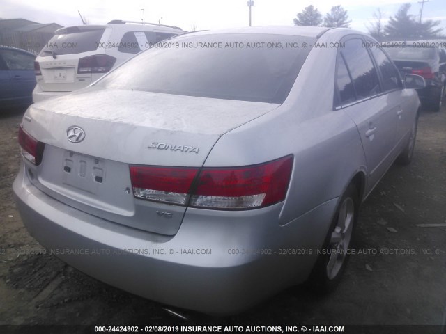 5NPEU46F27H187686 - 2007 HYUNDAI SONATA SE/LIMITED SILVER photo 4