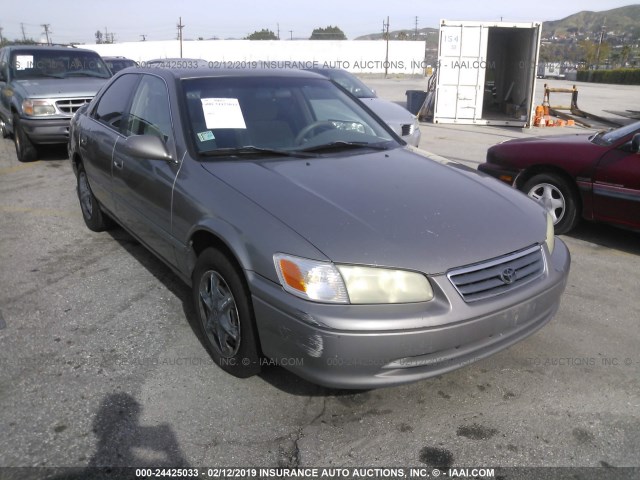 4T1BG22KX1U015951 - 2001 TOYOTA CAMRY CE/LE/XLE GRAY photo 1