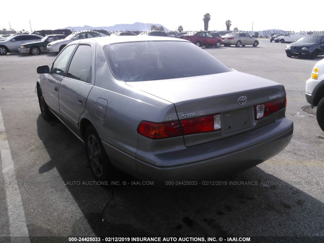 4T1BG22KX1U015951 - 2001 TOYOTA CAMRY CE/LE/XLE GRAY photo 3