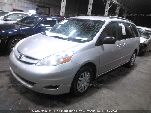 5TDZK23CX8S153884 - 2008 TOYOTA SIENNA CE/LE Pewter photo 2