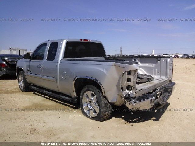 1GTSCVE09AZ217341 - 2010 GMC SIERRA C1500 SLE SILVER photo 3