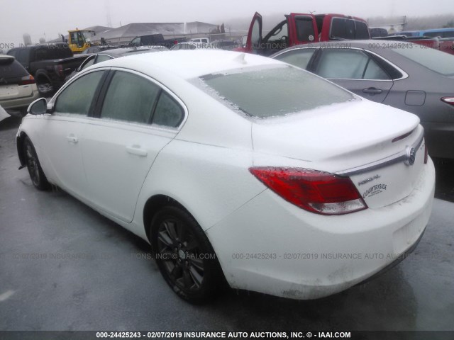 2G4GR5ERXC9124341 - 2012 BUICK REGAL WHITE photo 3