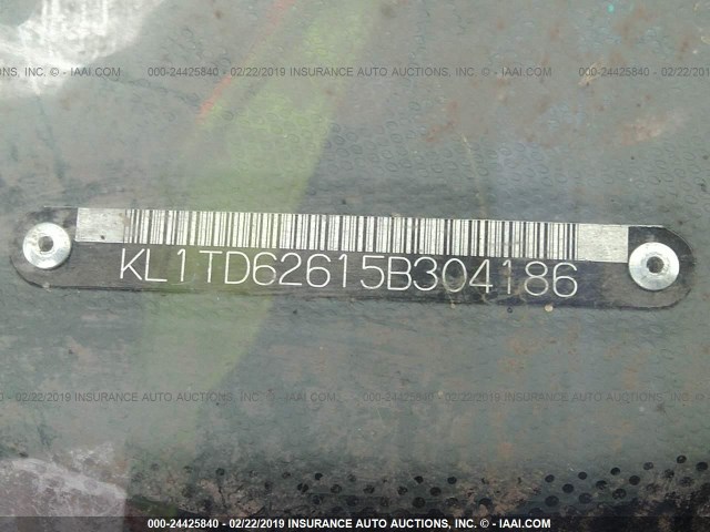 KL1TD62615B304186 - 2005 CHEVROLET AVEO LS BLUE photo 9