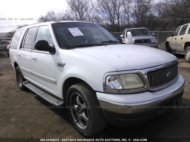 1FMRU15L2YLC01764 - 2000 FORD EXPEDITION XLT WHITE photo 1