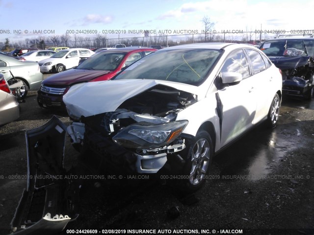 1FADP3J29EL388937 - 2014 FORD FOCUS TITANIUM WHITE photo 2