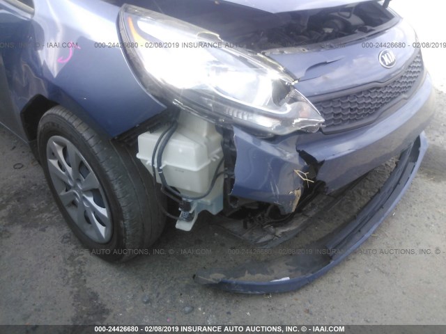 KNADM4A36G6686135 - 2016 KIA RIO LX BLUE photo 6