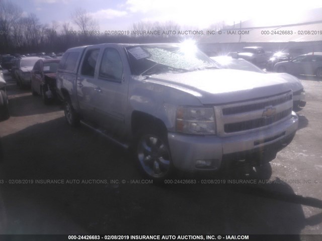 3GCPKSE31BG367883 - 2011 CHEVROLET SILVERADO K1500 LT SILVER photo 1