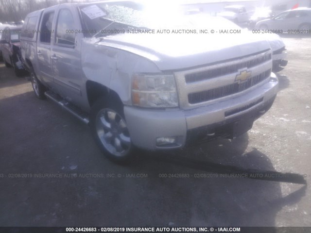 3GCPKSE31BG367883 - 2011 CHEVROLET SILVERADO K1500 LT SILVER photo 6