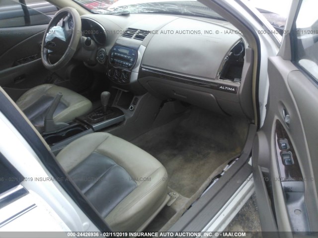 1N4BL11DX3C182919 - 2003 NISSAN ALTIMA SE WHITE photo 5