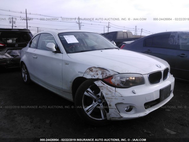 WBAUP9C51DVS94460 - 2013 BMW 128 I WHITE photo 1