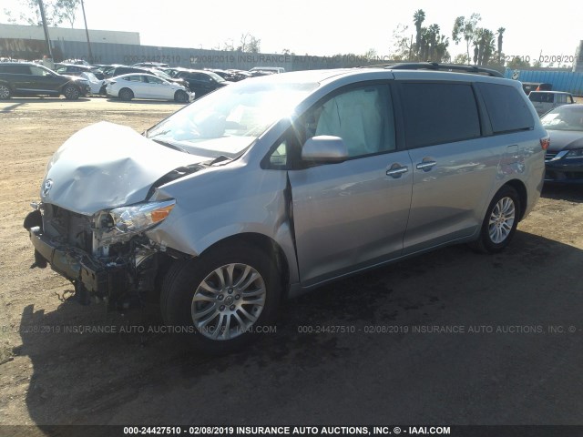 5TDYK3DC3FS647095 - 2015 TOYOTA SIENNA XLE/LIMITED GRAY photo 2