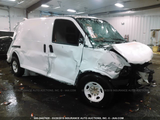 1GTZGFBA9A1161387 - 2010 GMC SAVANA G2500 WHITE photo 1