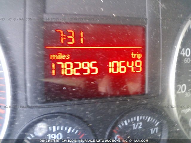 3VWRA71KX8M192014 - 2008 VOLKSWAGEN JETTA WOLFSBURG 银色 照片 7