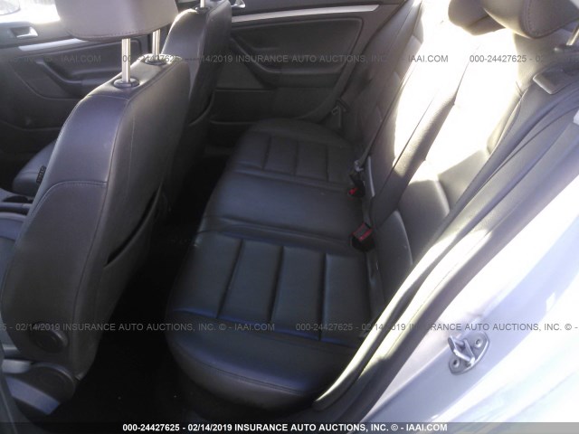 3VWRA71KX8M192014 - 2008 VOLKSWAGEN JETTA WOLFSBURG 银色 照片 8