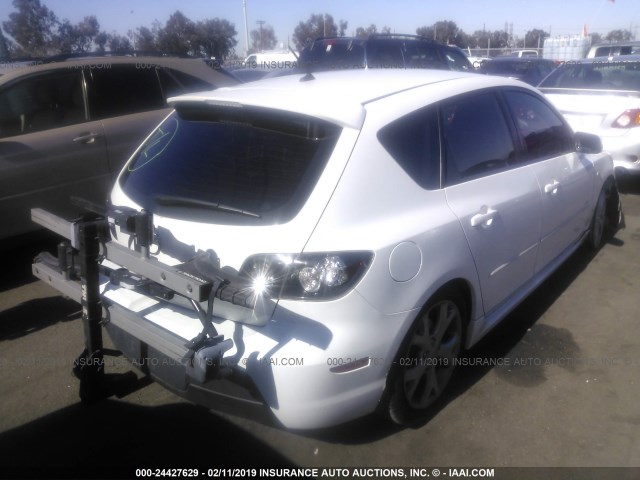 JM1BK344181136810 - 2008 MAZDA 3 HATCHBACK WHITE photo 4