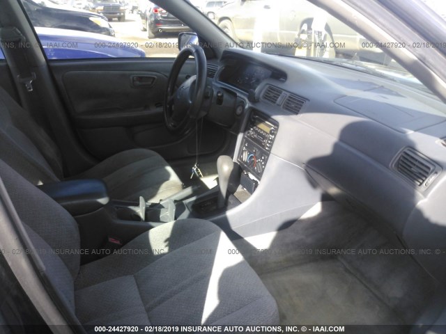 JT2BF22K0Y0258525 - 2000 TOYOTA CAMRY CE/LE/XLE GRAY photo 5