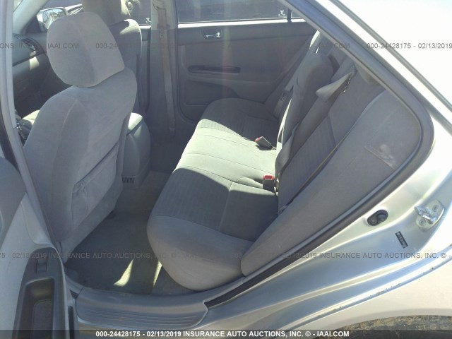 4T1BE32K15U969604 - 2005 TOYOTA CAMRY LE/XLE/SE SILVER photo 8