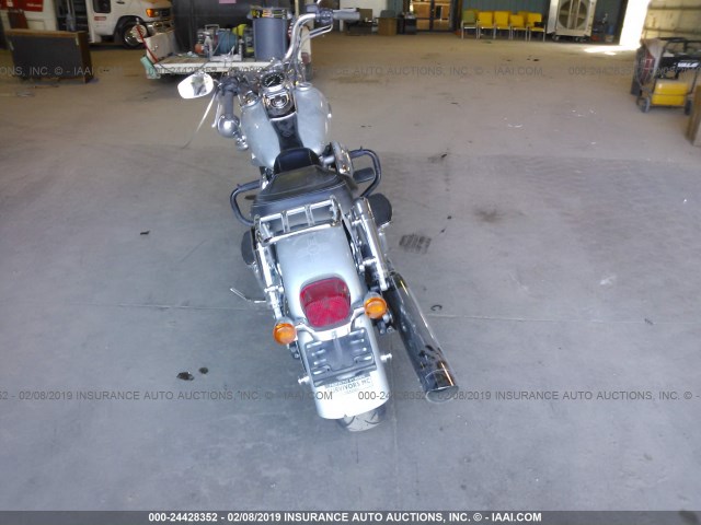 1HD1GZM19CC332480 - 2012 HARLEY-DAVIDSON FLD SWITCHBACK SILVER photo 6