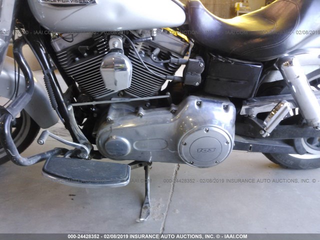 1HD1GZM19CC332480 - 2012 HARLEY-DAVIDSON FLD SWITCHBACK SILVER photo 9